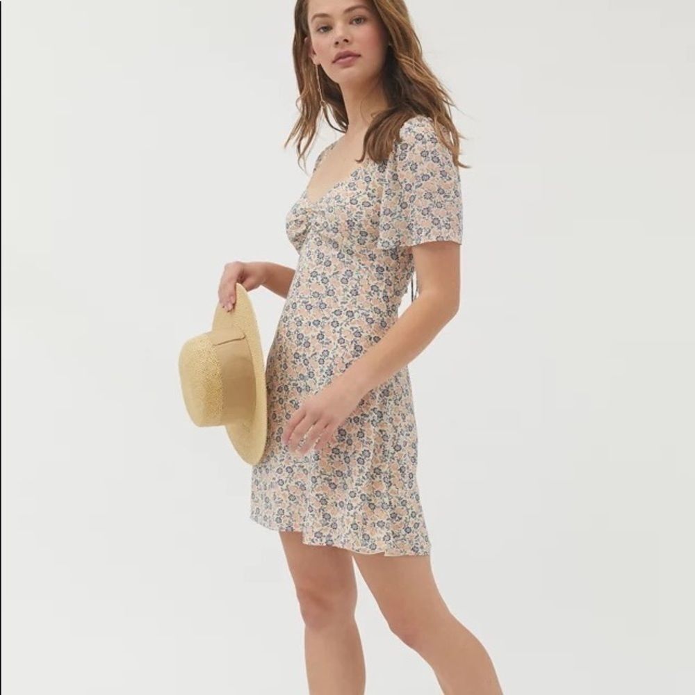 Urban Outfitters Spring Showers chiffon floral dress size xsmall new with tags
